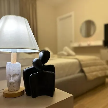 Welcome At Ds' Apartments! Τίρανα
