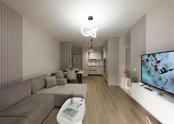 Welcome At Ds' Apartments! Τίρανα